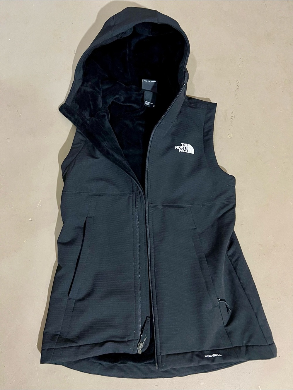 North Face Women's Shelbe Raschel Hooded Vest XS in Black